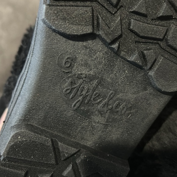 Style & Co - Picture 5 of 7